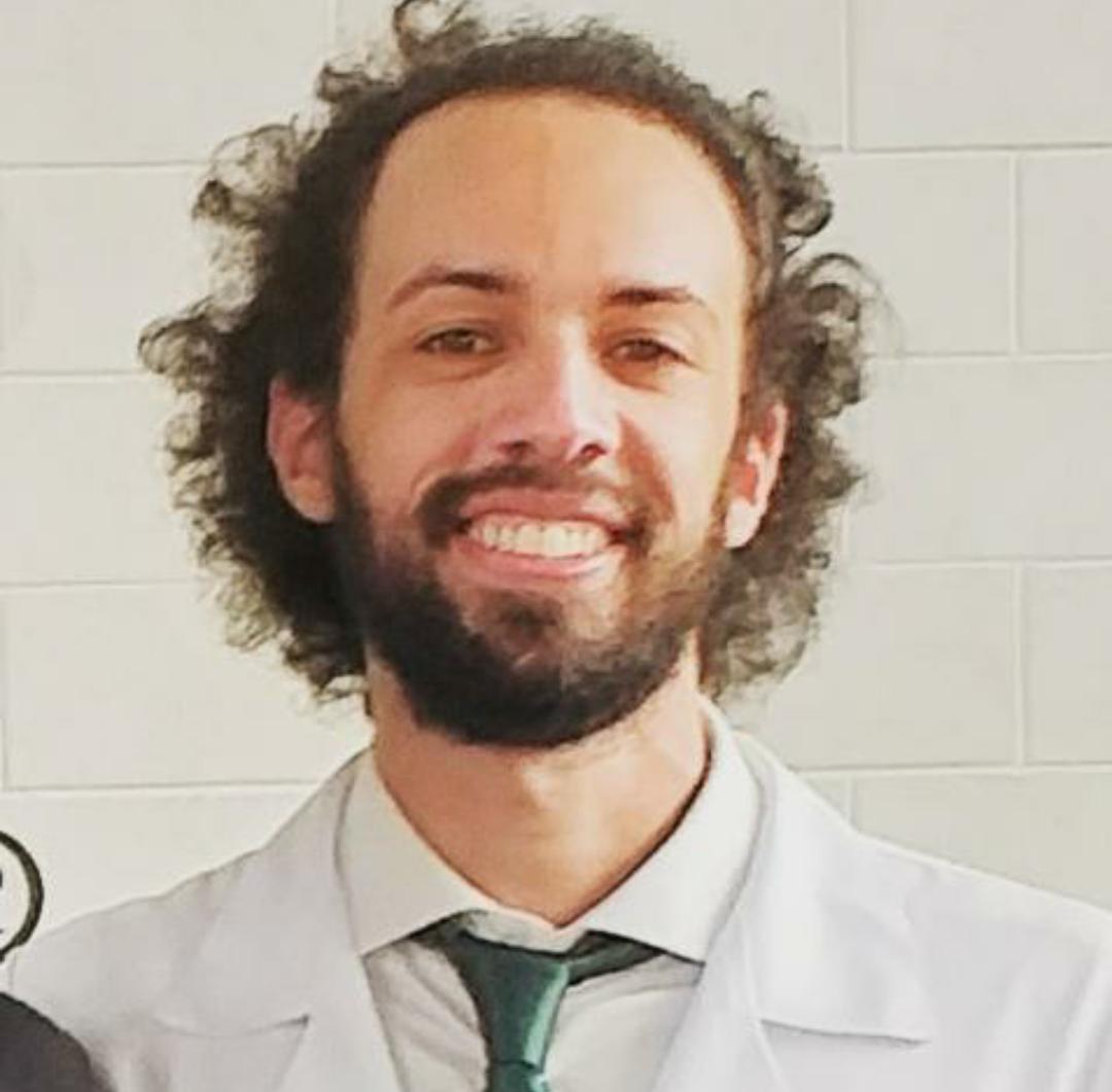 Dr. Davi Lourenço Costa